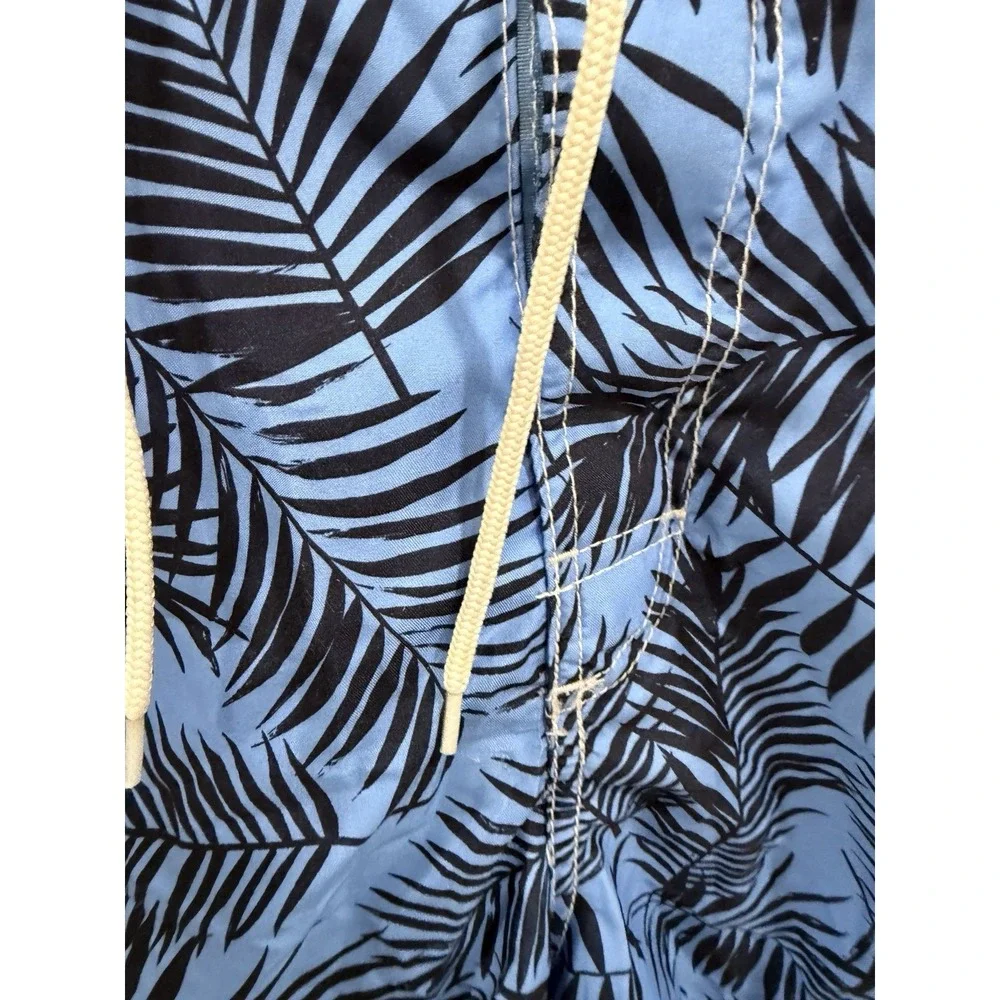 Trunks Surf & Swim Co blue leaf print swimming shorts size Medium